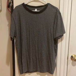 Lululemon T-shirt